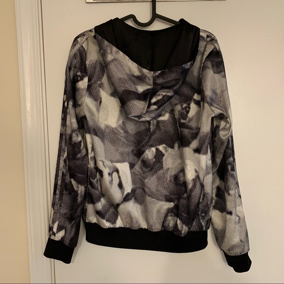 Sports jacket - Picture 4 of 4